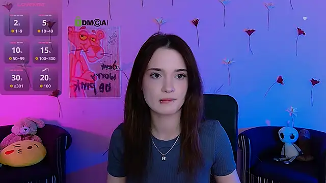 liana kisses online show from May 19, 7:09 pm