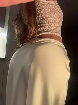 WildOrchid online show from April 10, 11:20 pm