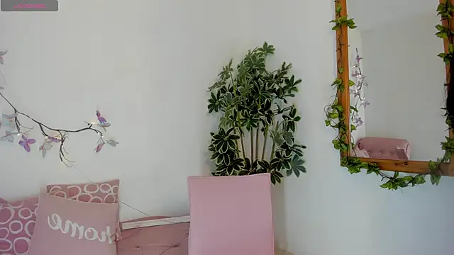 BarbaraKnox  online show from October 26, 11:53 pm