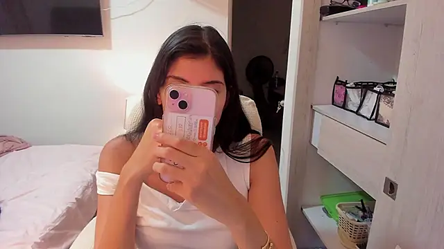 misstoya online show from October 7, 1:03 am