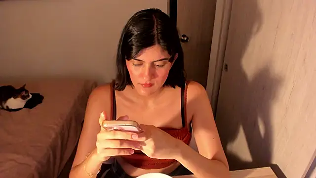 misstoya online show from July 5, 2:07 am