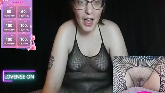 Snapshot of PernillaGirl chatting on October 15, 6:08 pm PernillaGirl online show from October 15, 6:08 pm