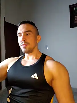 Snapshot of jhay-crux chatting on November 13, 10:30 pm jhay-crux online show from November 13, 10:30 pm