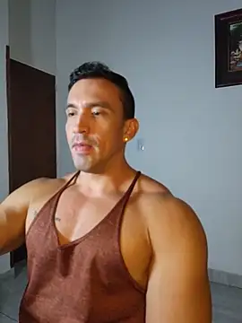 Snapshot of jhay-crux chatting on July 20, 5:33 am jhay-crux online show from July 20, 5:33 am