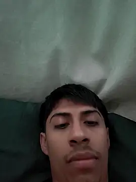 Snapshot of culitotragon24 chatting on March 14, 5:38 am culitotragon24 online show from March 14, 5:38 am