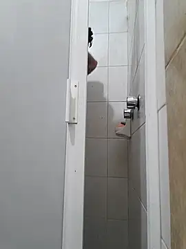 Snapshot of culitotragon24 chatting on November 17, 9:26 am culitotragon24 online show from November 17, 9:26 am