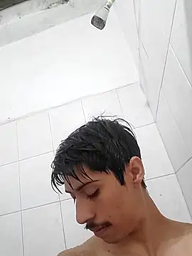 Snapshot of culitotragon24 chatting on November 28, 8:50 am culitotragon24 online show from November 28, 8:50 am