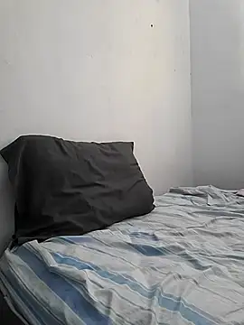 Snapshot of culitotragon24 chatting on January 14, 5:18 pm culitotragon24 online show from January 14, 5:18 pm