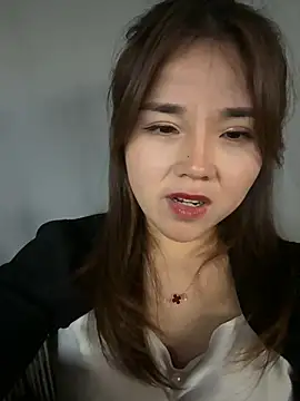 Snapshot of Efangfang chatting on December 17, 1:38 pm Efangfang online show from December 17, 1:38 pm