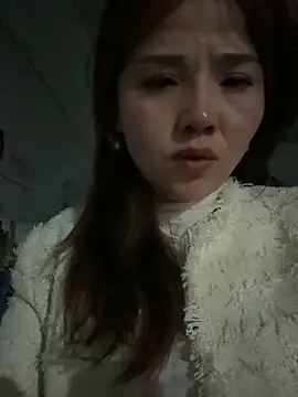 Snapshot of Efangfang chatting on February 24, 4:47 pm Efangfang online show from February 24, 4:47 pm
