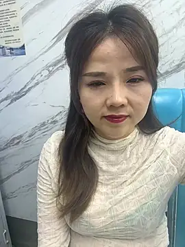 Snapshot of Efangfang chatting on March 9, 11:58 am Efangfang online show from March 9, 11:58 am