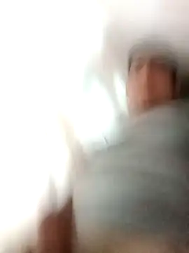 Snapshot of leyel00155 chatting on November 18, 11:58 am leyel00155 online show from November 18, 11:58 am