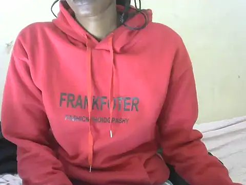 Pretty-emmie online show from January 16, 6:27 pm