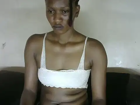 Pretty-emmie online show from February 4, 1:27 pm