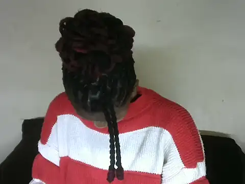 Pretty-emmie online show from February 5, 2:37 pm