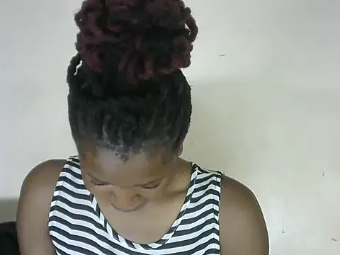 Pretty-emmie online show from February 25, 6:03 am