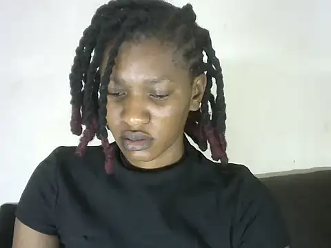 Pretty-emmie online show from March 5, 6:33 am