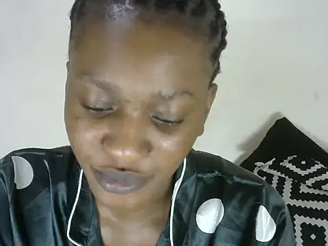 Pretty-emmie online show from March 8, 12:11 am