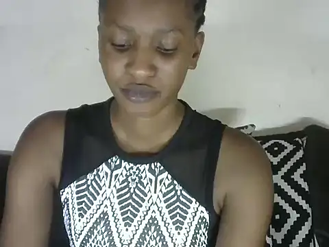 Pretty-emmie online show from March 12, 7:59 pm