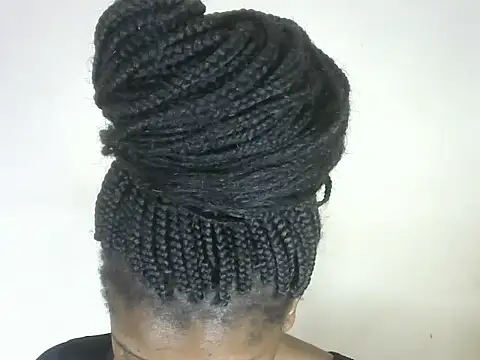 Pretty-emmie online show from October 5, 4:49 pm