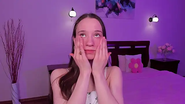 StaceySunny online show from February 26, 5:12 pm