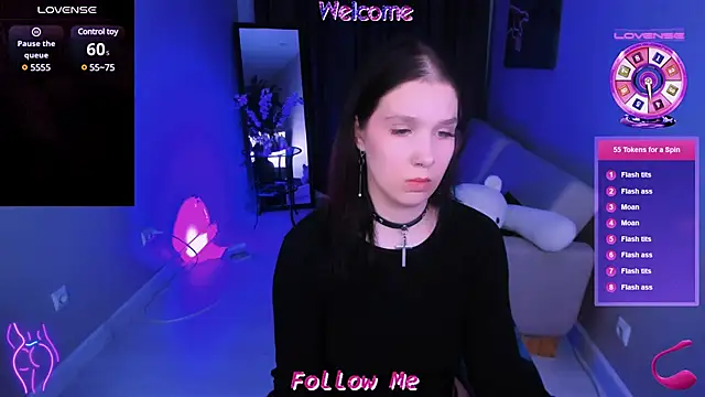 Snapshot of Lia_xxGirl chatting on December 15, 6:29 am Lia xxGirl online show from December 15, 6:29 am