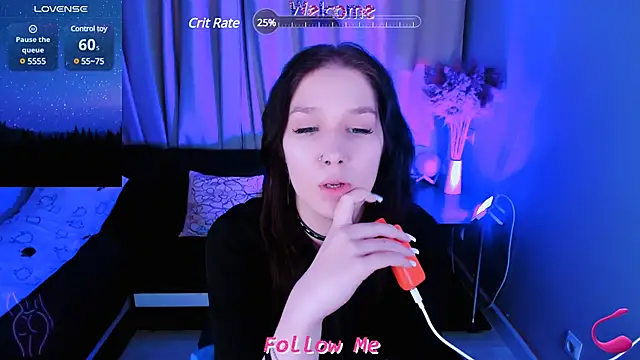 Snapshot of Lia_xxGirl chatting on February 9, 7:16 am Lia xxGirl online show from February 9, 7:16 am