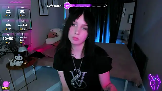 Snapshot of Lia_xxGirl chatting on October 2, 9:00 pm Lia xxGirl online show from October 2, 9:00 pm