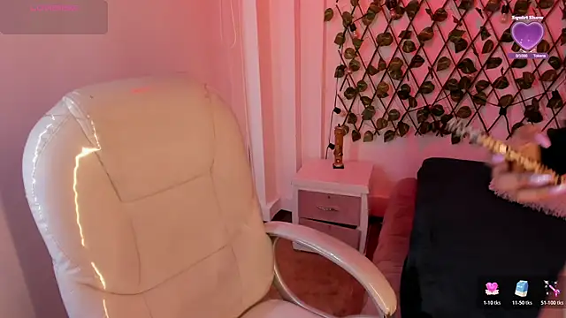 Snapshot of Violeta_dss chatting on November 3, 1:12 pm Violeta dss online show from November 3, 1:12 pm