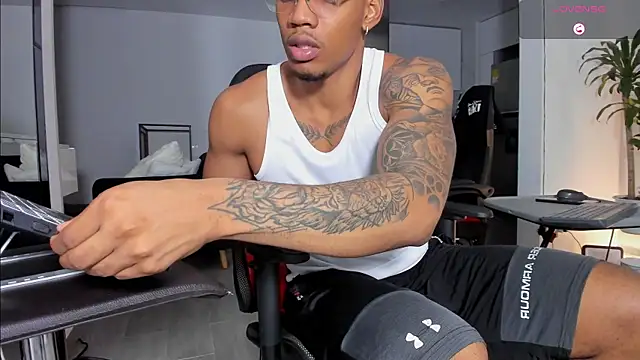 TROYWESLY- online show from September 24, 1:09 am