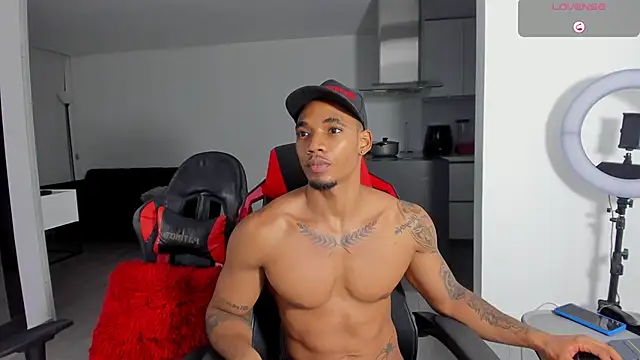 TROYWESLY- online show from May 30, 1:03 am