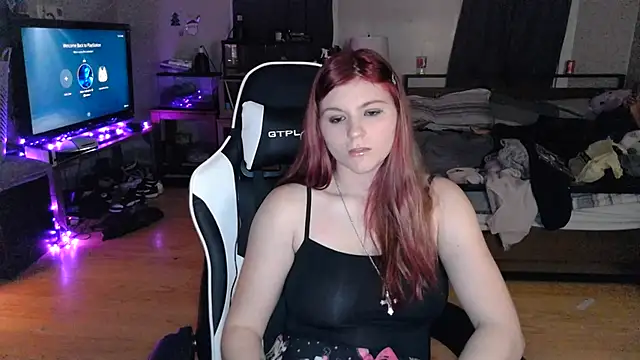 Elliewgfs online show from December 11, 5:43 am