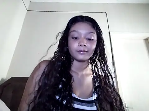 Snapshot of heleny901 chatting on January 24, 8:22 pm heleny901 online show from January 24, 8:22 pm