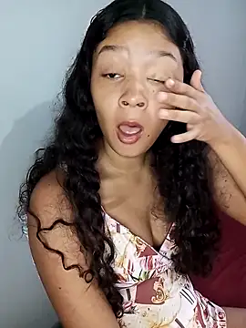 Snapshot of heleny901 chatting on December 22, 8:50 pm heleny901 online show from December 22, 8:50 pm