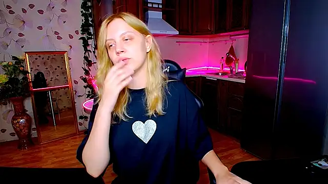 SexyNadi online show from October 2, 8:21 am