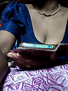 Snapshot of DARK_WINE_ chatting on September 19, 6:37 am DARK WINE online show from September 19, 6:37 am