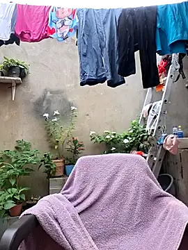 room 24funn online show from April 8, 3:23 pm