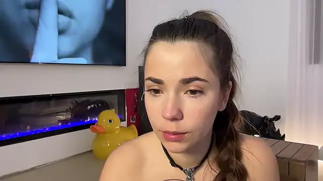 Snapshot of Mika_Miller chatting on May 16, 12:07 am Mika Miller online show from May 16, 12:07 am