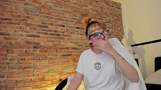 Sweet Namii online show from February 15, 3:20 am