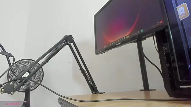 Scarlett 811 online show from April 24, 8:11 pm