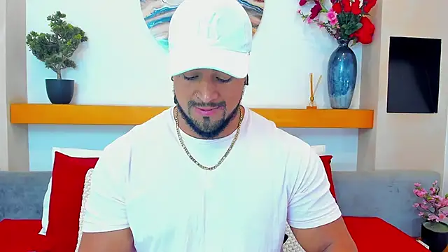 MikeEstevess online show from June 13, 10:08 pm