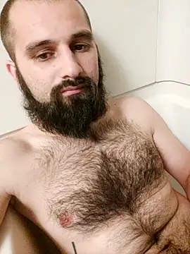 Snapshot of hungandnerdy420 chatting on September 18, 5:42 am hungandnerdy420 online show from September 18, 5:42 am