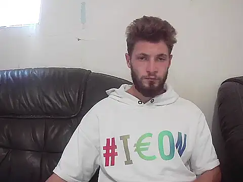 Snapshot of jimmyy_ chatting on October 10, 12:59 pm jimmyy online show from October 10, 12:59 pm