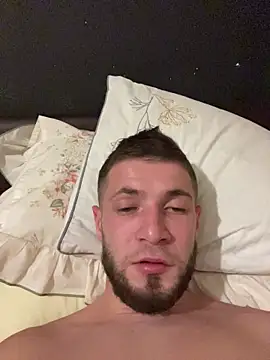 Snapshot of jimmyy_ chatting on December 13, 7:53 pm jimmyy online show from December 13, 7:53 pm