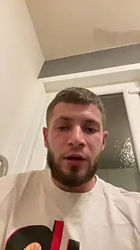 Snapshot of jimmyy_ chatting on December 21, 6:59 pm jimmyy online show from December 21, 6:59 pm