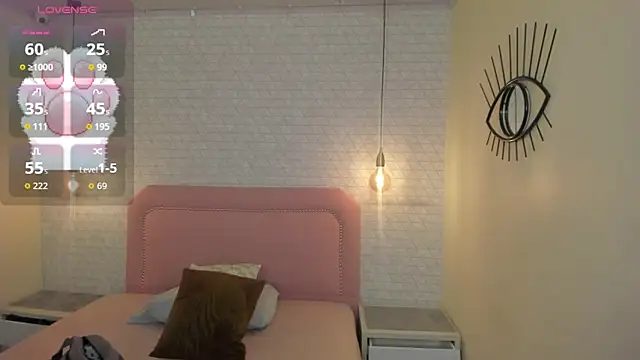 Kittytimberlake online show from March 27, 1:33 pm