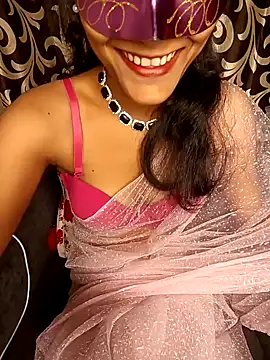 Snapshot of REVA_DARLING chatting on December 19, 1:18 pm REVA DARLING online show from December 19, 1:18 pm