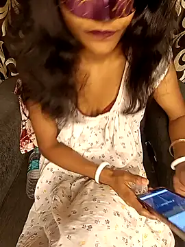 Snapshot of REVA_DARLING chatting on December 30, 1:47 pm REVA DARLING online show from December 30, 1:47 pm
