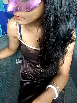 Snapshot of REVA_DARLING chatting on March 20, 3:23 am REVA DARLING online show from March 20, 3:23 am