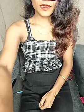 REVA DARLING online show from October 10, 5:06 am